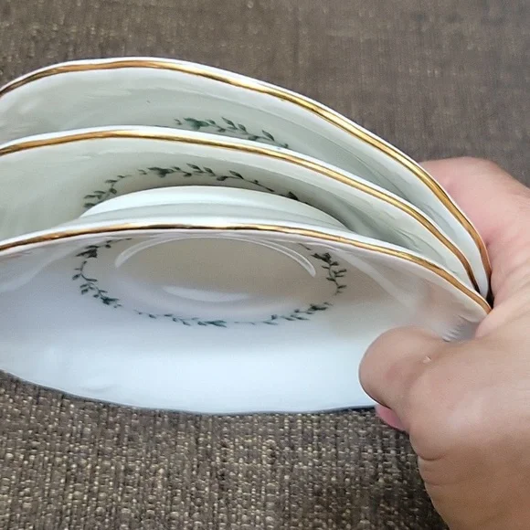 3 coffee cup saucers - Picture 4 of 6